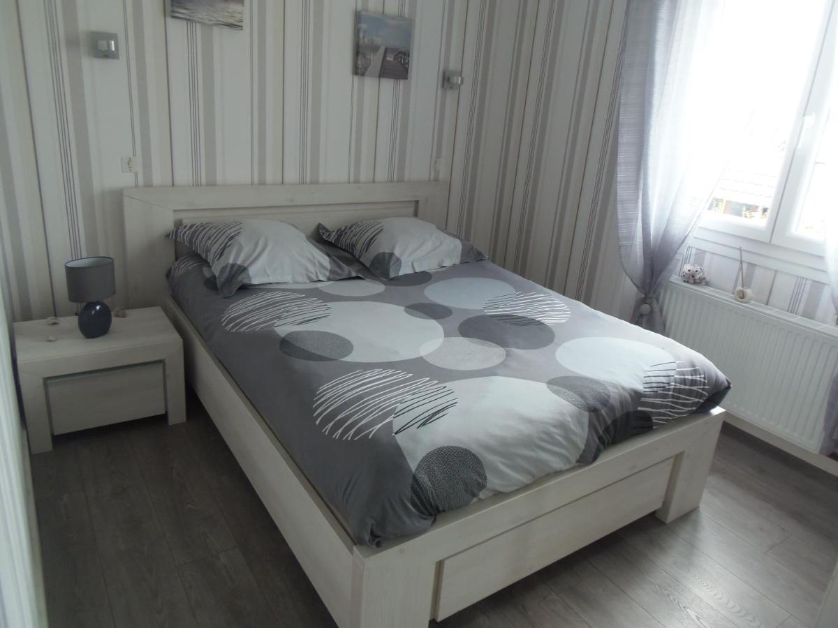 Maison De Vacances Grandcamp-Maisy Esterno foto